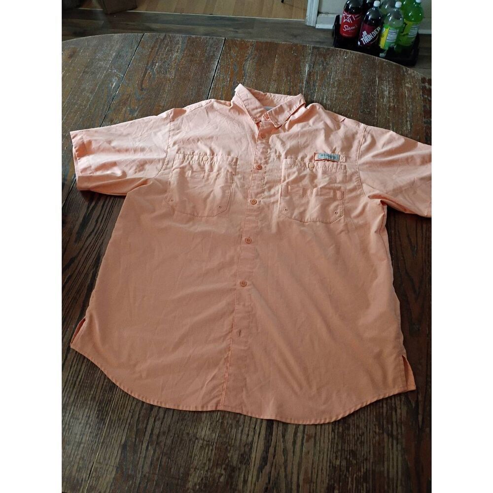 Mens Large Columbia Omni Shade Peach Button Front Short Sleeve Shirt with Collar